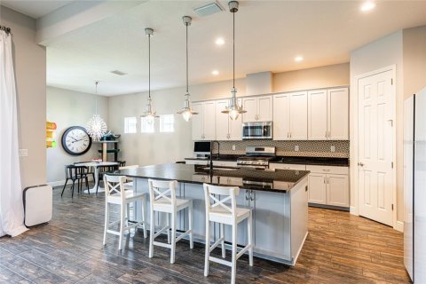 Villa ou maison à vendre à Apollo Beach, Floride: 4 chambres, 242.66 m2 № 1801482 - photo 6