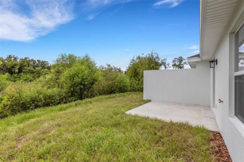 Commercial property in Lakeland, Florida 4 bedrooms, 96.99 sq.m. № 1901024 - photo 24