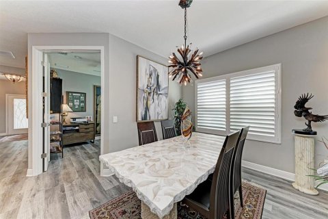 House in Bradenton, Florida 3 bedrooms, 171.13 sq.m. № 1533623 - photo 11
