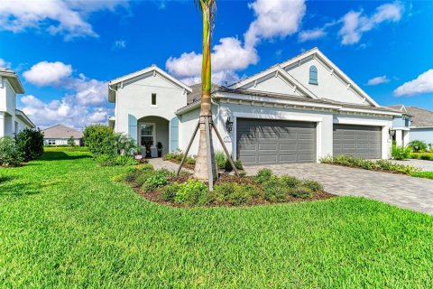 House in Bradenton, Florida 3 bedrooms, 171.13 sq.m. № 1533623 - photo 1