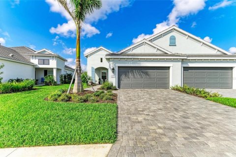House in Bradenton, Florida 3 bedrooms, 171.13 sq.m. № 1533623 - photo 2