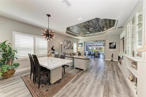 House in Bradenton, Florida 3 bedrooms, 171.13 sq.m. № 1533623 - photo 9