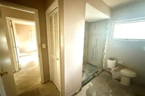 Casa en venta en Winter Park, Florida, 4 dormitorios, 153.38 m2 № 2123206 - foto 12