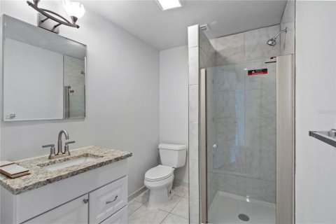 Casa en venta en Tampa, Florida, 4 dormitorios, 122.91 m2 № 1256993 - foto 16