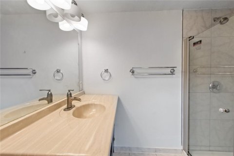 Купить виллу или дом в Тампа, Флорида 3 комнаты, 122.91м2, № 1256993 - фото 15