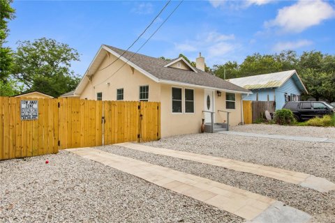 Villa ou maison à vendre à Tampa, Floride: 4 chambres, 122.91 m2 № 1256993 - photo 3
