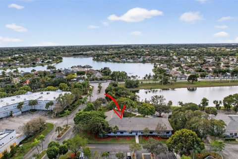 Commercial property in Sunrise, Florida № 2009093 - photo 23