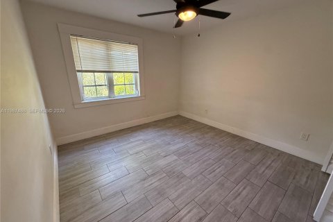 Condominio en alquiler en Cutler Bay, Florida, 2 dormitorios, 110.65 m2 № 2048715 - foto 5
