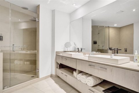 Condo in Hollywood, Florida, 3 bedrooms  № 1959177 - photo 30