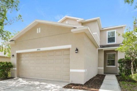 House in Land O' Lakes, Florida 3 bedrooms, 211.17 sq.m. № 2100546 - photo 4