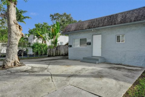 Снять в аренду виллу или дом в Дания-Бич, Флорида 3 спальни, 102.19м2, № 1991197 - фото 30