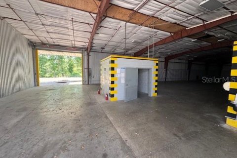 Propiedad comercial en alquiler en Brooksville, Florida, 780.38 m2 № 2210846 - foto 14