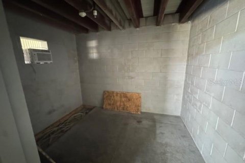 Propiedad comercial en alquiler en Brooksville, Florida, 780.38 m2 № 2210846 - foto 11