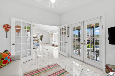 Condo in Delray Beach, Florida, 2 bedrooms  № 2251491 - photo 16