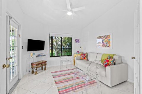 Condo in Delray Beach, Florida, 2 bedrooms  № 2251491 - photo 22