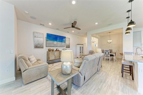 Casa en venta en Parrish, Florida, 3 dormitorios, 183.02 m2 № 2421785 - foto 9