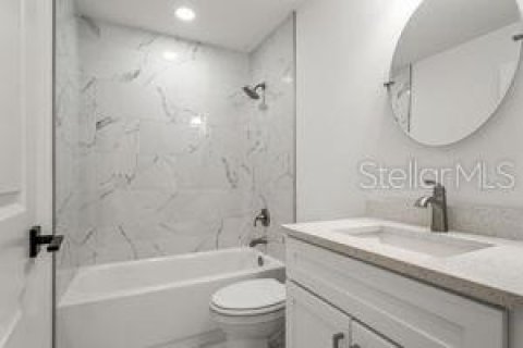 Villa ou maison à vendre à Weeki Wachee, Floride: 4 chambres, 194.44 m2 № 1810963 - photo 20
