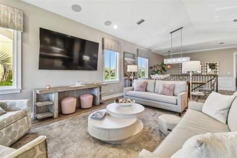 Casa en alquiler en Saint Petersburg, Florida, 3 dormitorios, 239.13 m2 № 1784398 - foto 18