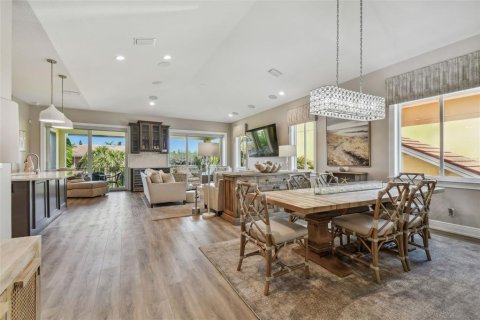 Casa en alquiler en Saint Petersburg, Florida, 3 dormitorios, 239.13 m2 № 1784398 - foto 10
