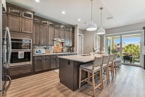 Casa en alquiler en Saint Petersburg, Florida, 3 dormitorios, 239.13 m2 № 1784398 - foto 4
