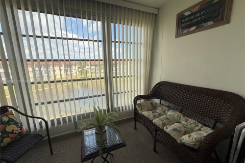 Condo in Sunrise, Florida, 1 bedroom  № 1736184 - photo 21