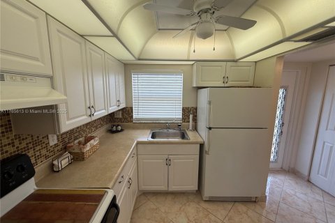 Condo in Sunrise, Florida, 1 bedroom  № 1736184 - photo 9