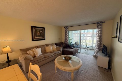 Condo in Sunrise, Florida, 1 bedroom  № 1736184 - photo 27