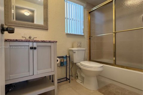 Condo in Sunrise, Florida, 1 bedroom  № 1736184 - photo 30