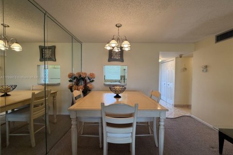 Condo in Sunrise, Florida, 1 bedroom  № 1736184 - photo 26