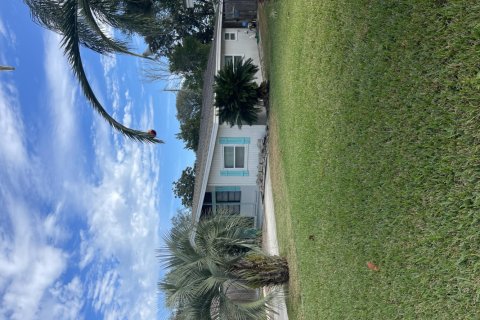 Villa ou maison à vendre à Jacksonville Beach, Floride: 3 chambres, 115.38 m2 № 882090 - photo 1