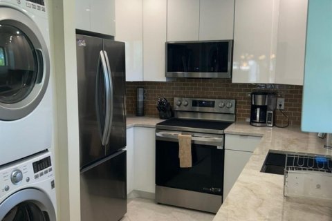 Copropriété à louer à Boca Raton, Floride: 2 chambres, 92.44 m2 № 2242283 - photo 2
