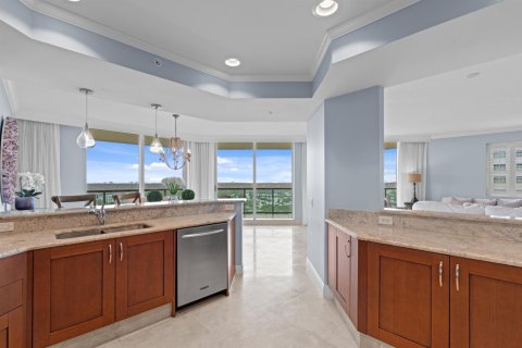Condo in Palm Beach Gardens, Florida, 3 bedrooms  № 2181374 - photo 11