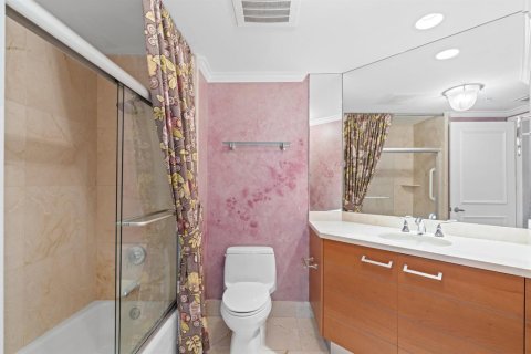 Condo in Palm Beach Gardens, Florida, 3 bedrooms  № 2181374 - photo 22