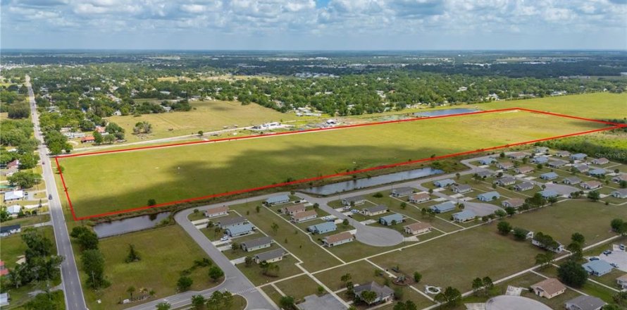 Terreno en Arcadia, Florida № 1755512