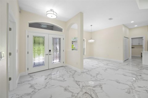 Villa ou maison à vendre à Weeki Wachee, Floride: 4 chambres, 191.47 m2 № 2412629 - photo 6