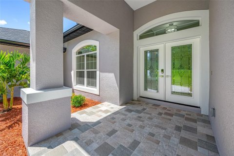 Villa ou maison à vendre à Weeki Wachee, Floride: 4 chambres, 191.47 m2 № 2412629 - photo 5
