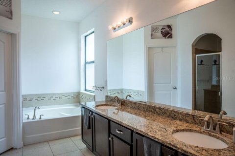 Villa ou maison à vendre à Groveland, Floride: 5 chambres, 273.13 m2 № 2314709 - photo 11