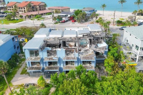 Propiedad comercial en venta en Englewood, Florida, 1675.49 m2 № 1847827 - foto 4