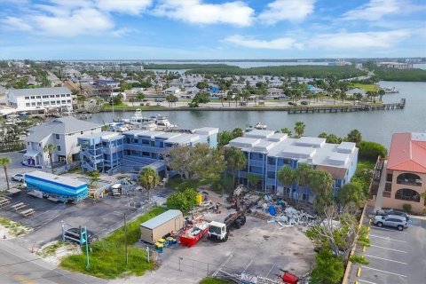 Propiedad comercial en venta en Englewood, Florida, 1675.49 m2 № 1847827 - foto 12