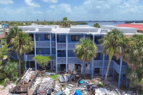 Propiedad comercial en venta en Englewood, Florida, 1675.49 m2 № 1847827 - foto 19