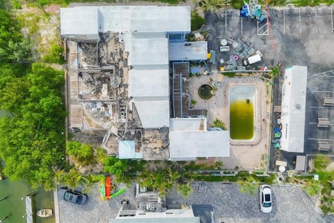 Propiedad comercial en venta en Englewood, Florida, 1675.49 m2 № 1847827 - foto 23