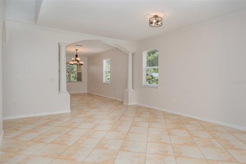 House in Kissimmee, Florida 4 bedrooms, 408.77 sq.m. № 1869426 - photo 10