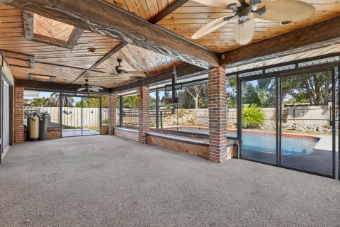 House in Altamonte Springs, Florida 4 bedrooms, 171.78 sq.m. № 2305954 - photo 3