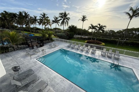 Condominio en alquiler en Miami Beach, Florida, 2 dormitorios, 95.78 m2 № 1896726 - foto 1