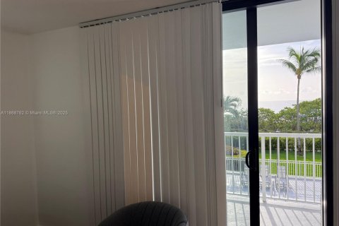 Condominio en alquiler en Miami Beach, Florida, 2 dormitorios, 95.78 m2 № 1896726 - foto 19