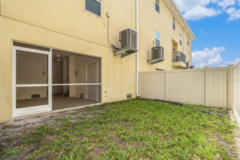 Adosado en venta en New Port Richey, Florida, 3 dormitorios, 153.47 m2 № 1793196 - foto 30