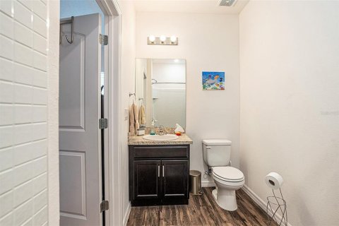 Adosado en venta en New Port Richey, Florida, 3 dormitorios, 153.47 m2 № 1793196 - foto 21