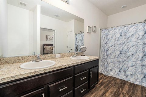 Adosado en venta en New Port Richey, Florida, 3 dormitorios, 153.47 m2 № 1793196 - foto 17