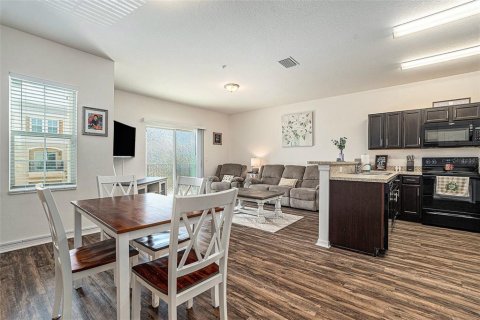 Adosado en venta en New Port Richey, Florida, 3 dormitorios, 153.47 m2 № 1793196 - foto 8