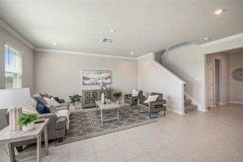 House in Lutz, Florida 5 bedrooms, 285.95 sq.m. № 2278033 - photo 12